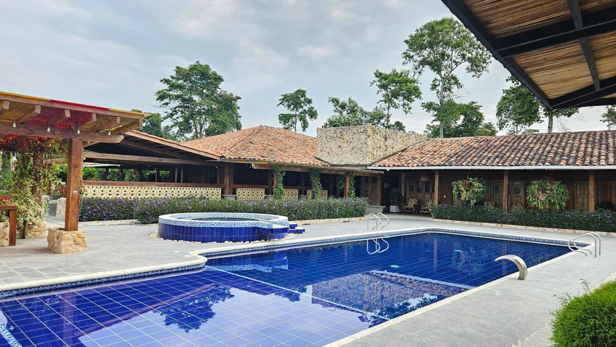 Hotel El Cielo En La Tierra Alcalá 外观 照片