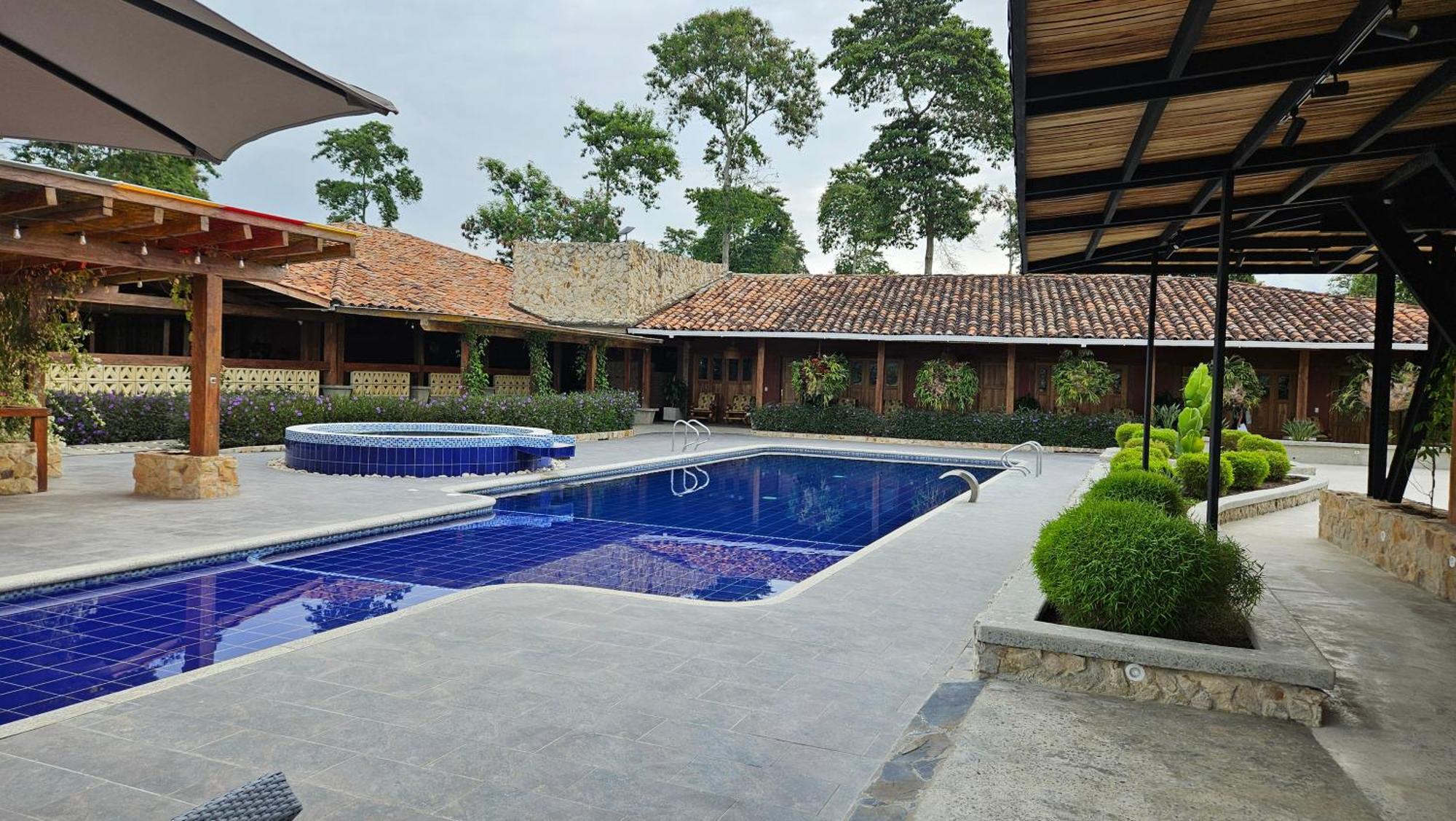 Hotel El Cielo En La Tierra Alcalá 外观 照片